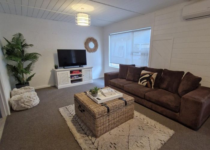  at 716a Papamoa Beach Road, Papamoa, Tauranga, Bay Of Plenty