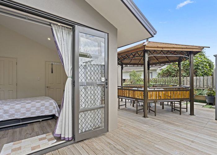  at 17/8 Landscape Road, Papatoetoe, Auckland