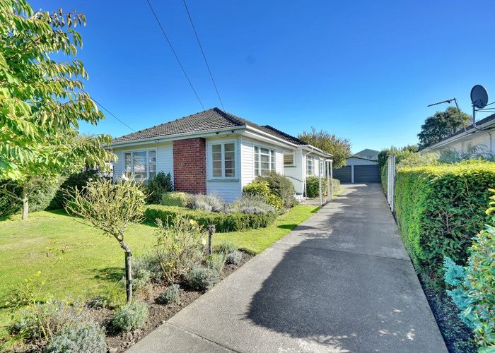  at 80 Middleton Road, Upper Riccarton, Christchurch