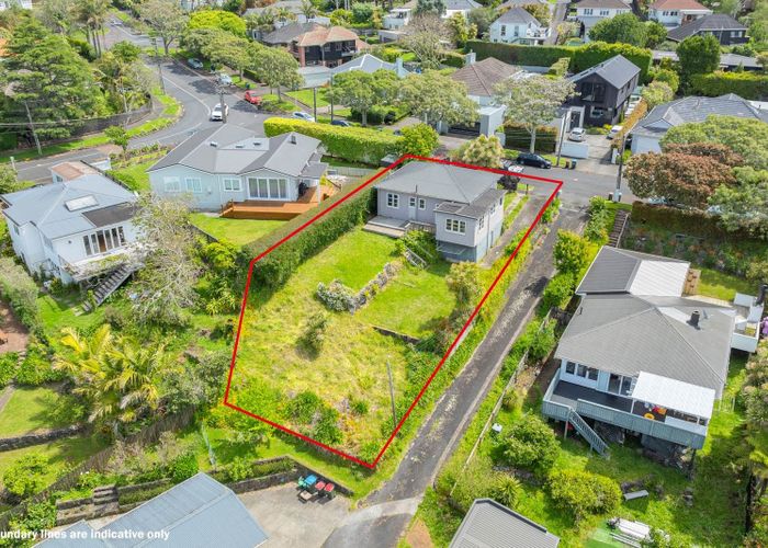  at 33 Kawau Road, Greenlane, Auckland