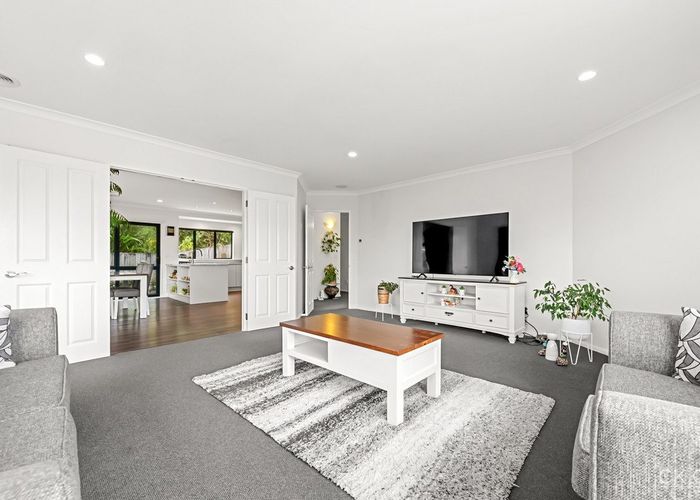  at 9 Fernridge Way, Tirohanga, Lower Hutt, Wellington