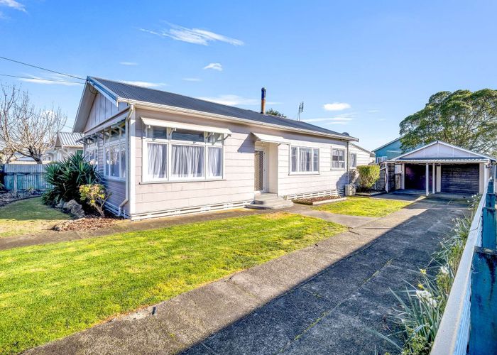  at 14 Kawatiri Avenue, Gonville, Whanganui, Manawatu / Whanganui
