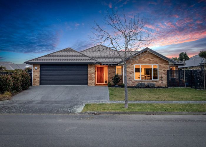  at 37 Globe Bay Drive, Templeton, Christchurch City, Canterbury