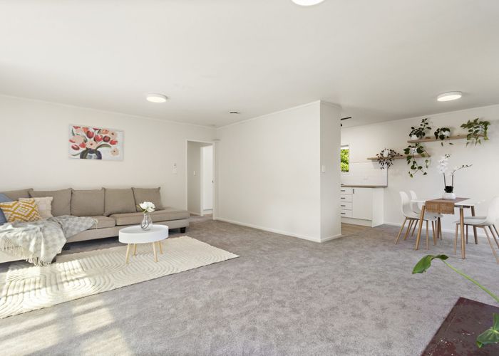  at 20 Taranui Place, Henderson, Waitakere City, Auckland