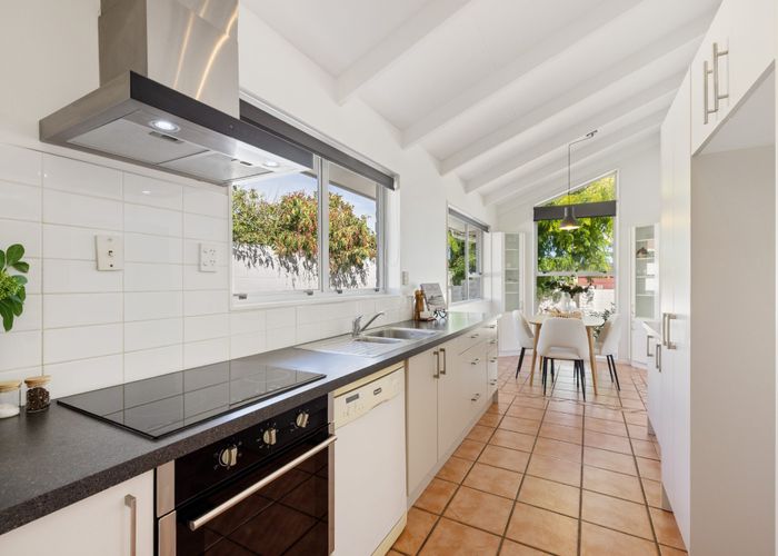  at 10 Glen Place, Parklands, Christchurch City, Canterbury