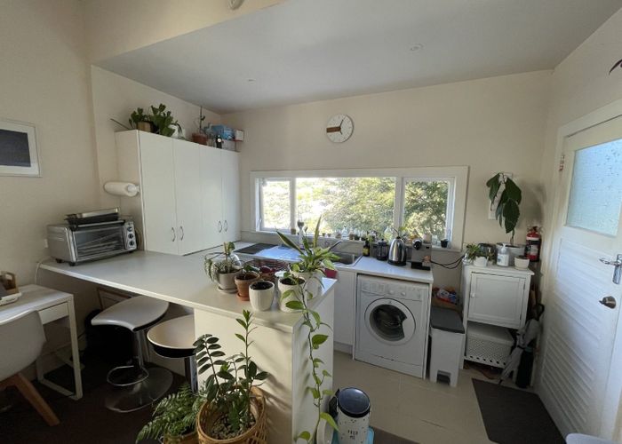  at 2/25 Keppell Street, Grey Lynn, Auckland City, Auckland