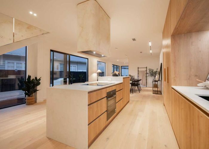  at 8 Girvan Street, Fendalton, Christchurch City, Canterbury
