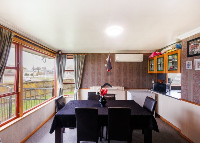  at 8 Flint Street, Milson, Palmerston North, Manawatu / Whanganui