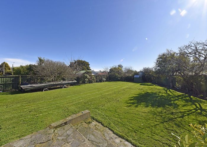  at 6 Adrian Place, Shirley, Christchurch City, Canterbury