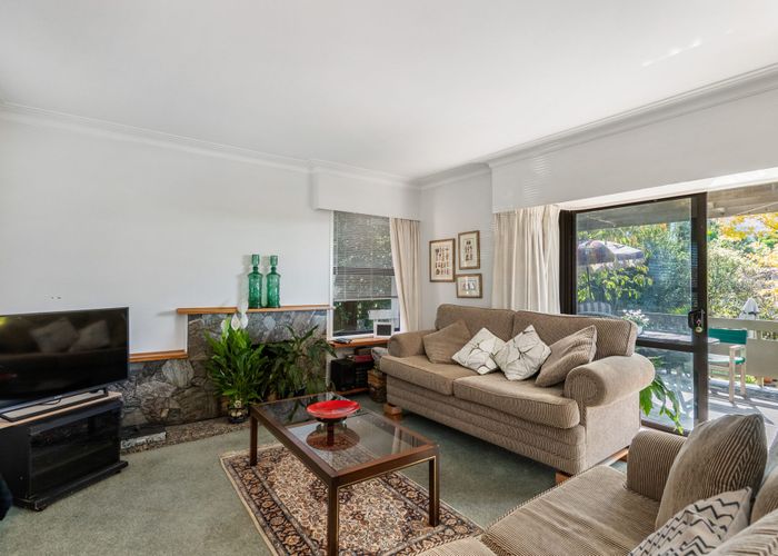  at 3 Riverhills Avenue, Pakuranga Heights, Manukau City, Auckland