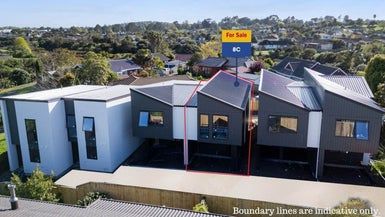  at 8C Nedlands Place, Burswood, Auckland