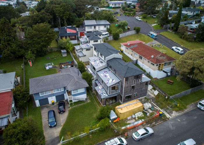  at 15 Kathleen Street, Totara Vale, Auckland