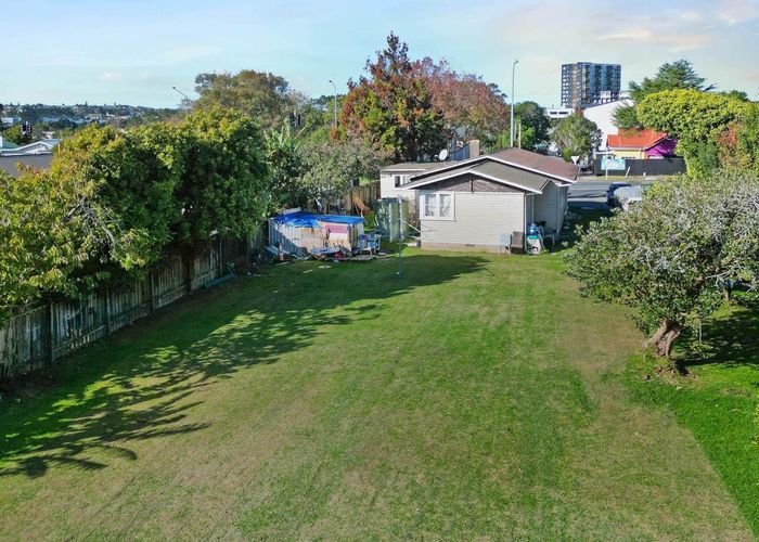  at 24 Rata Street, New Lynn, Waitakere City, Auckland