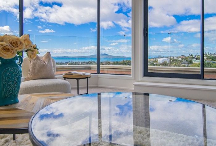  at 41 Aberdeen Road, Castor Bay, Auckland