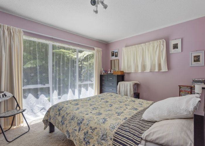  at 2/19 James Grove, Stokes Valley, Lower Hutt