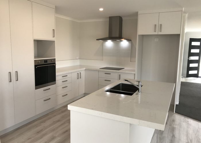  at 77 Anglers Avenue, New Plymouth