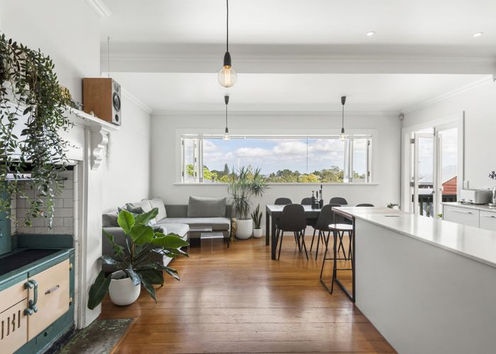  at 17 Rangatira Road, Birkdale, North Shore City, Auckland