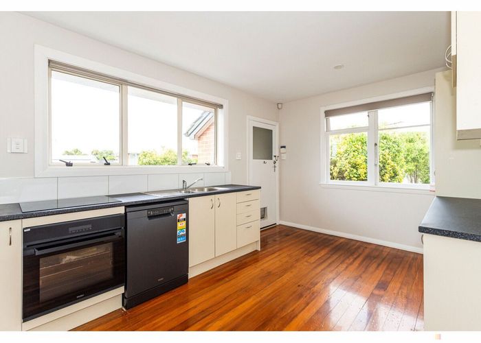  at 27 Kelvin Street, Marchwiel, Timaru