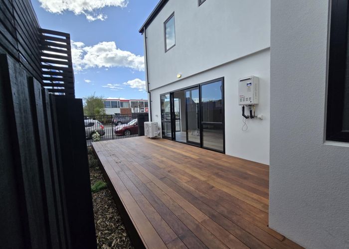  at 1/24 Shakespeare Road, Waltham, Christchurch City, Canterbury
