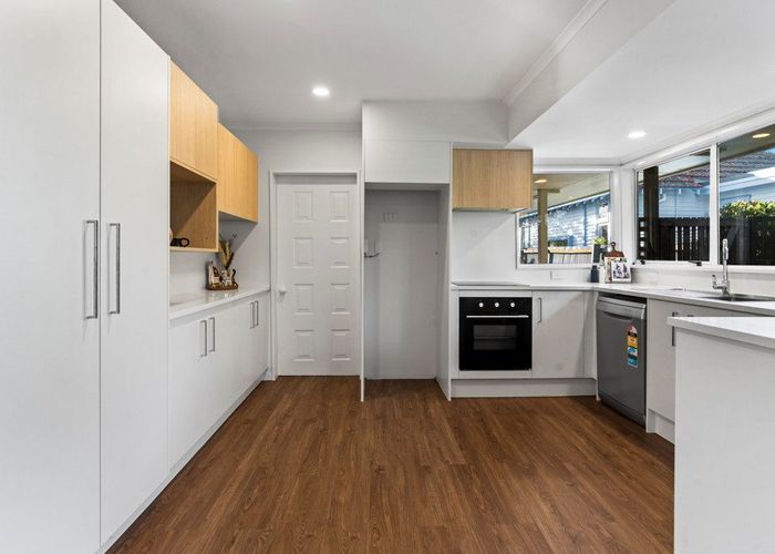  at 2/113 Beresford Street, New Brighton, Christchurch
