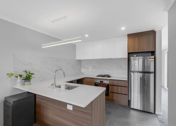  at 2/4 Tiro Place, Rototuna, Hamilton, Waikato