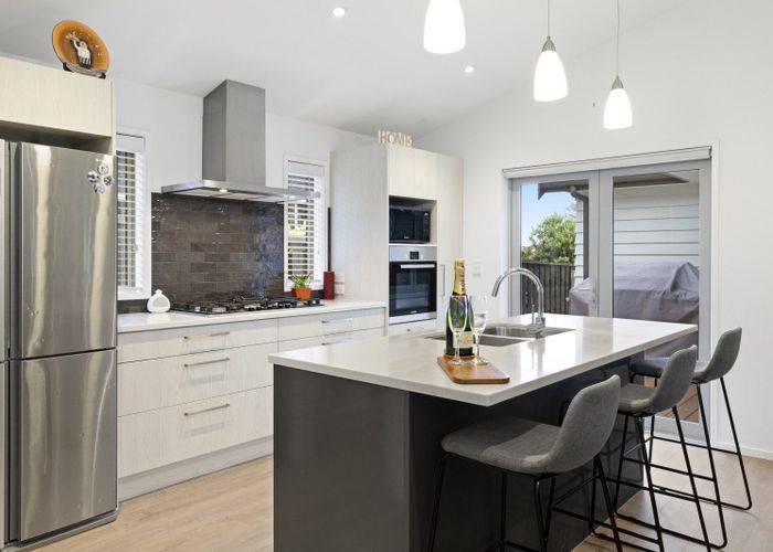  at 11 Knoll Rise, Pukekohe, Pukekohe