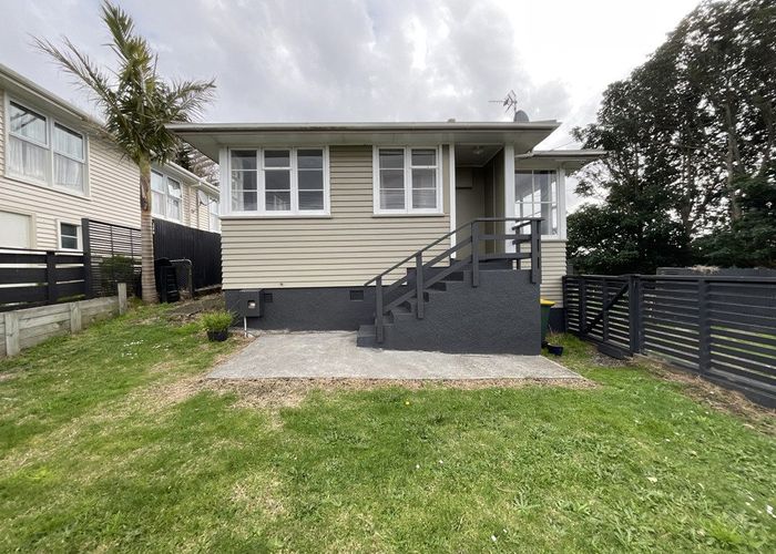  at 29 Endeavour Street, Marfell, New Plymouth