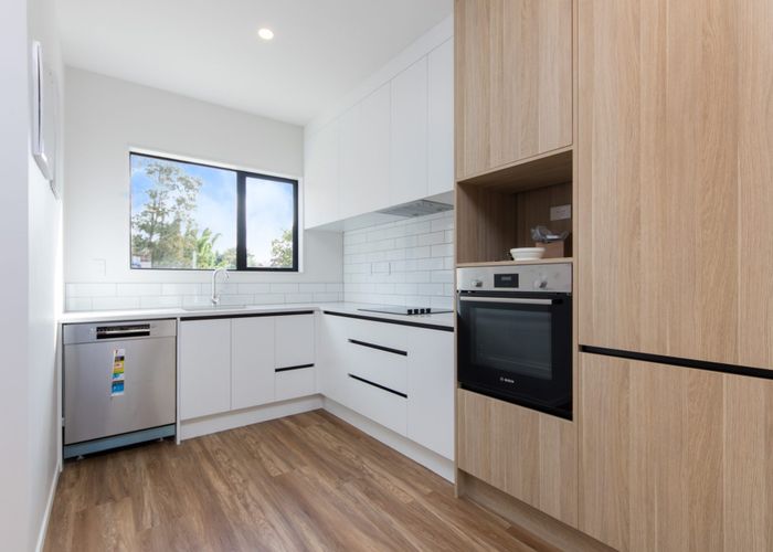  at 1/18 Pine Street, New Lynn, Auckland