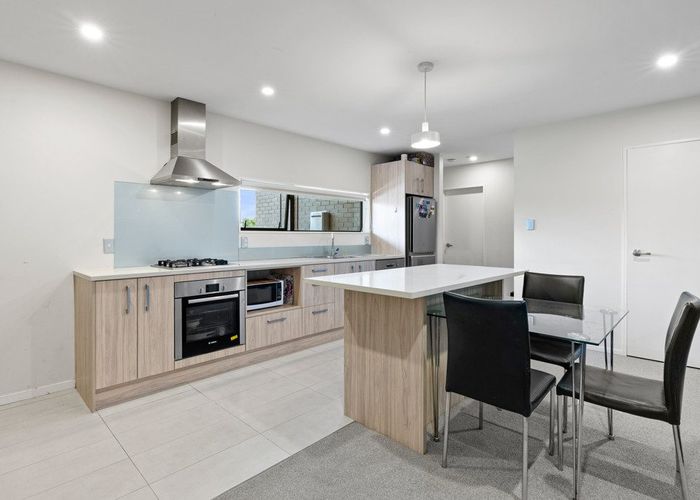  at 5/15 Wyllie Road, Papatoetoe, Auckland