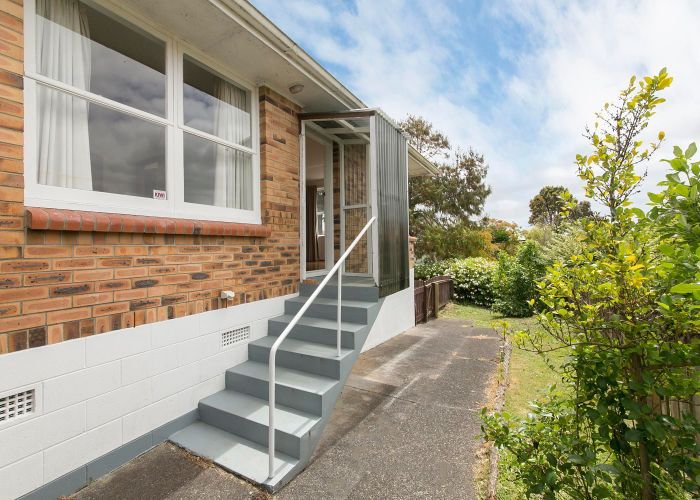  at 4/135 Titirangi Road, New Lynn, Waitakere City, Auckland