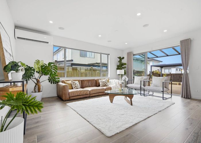  at 5 Thomas Rielly Avenue, Hobsonville, Waitakere City, Auckland