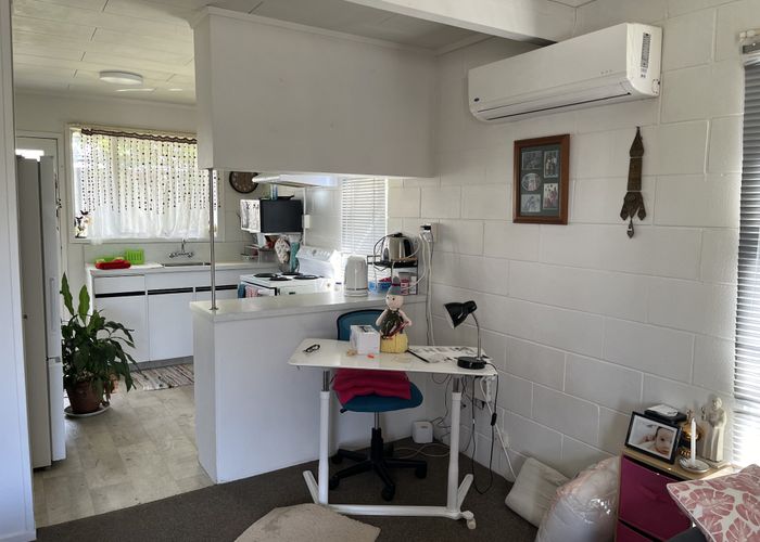  at 1/109 Sycamore Dr, Sunnynook, North Shore City, Auckland