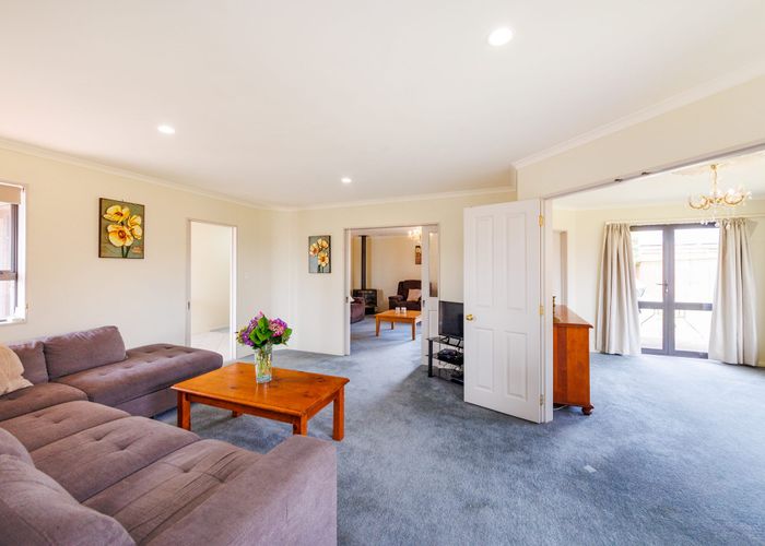  at 14 Woodgate Court, Fitzherbert, Palmerston North