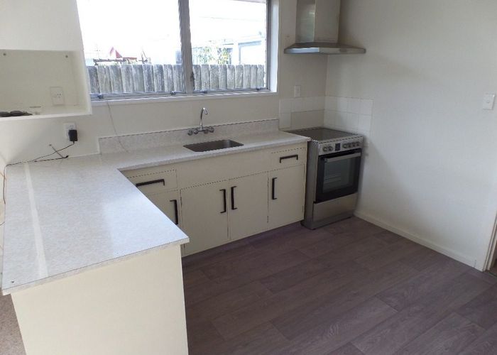  at 2/24 Bentley Street, Russley, Christchurch