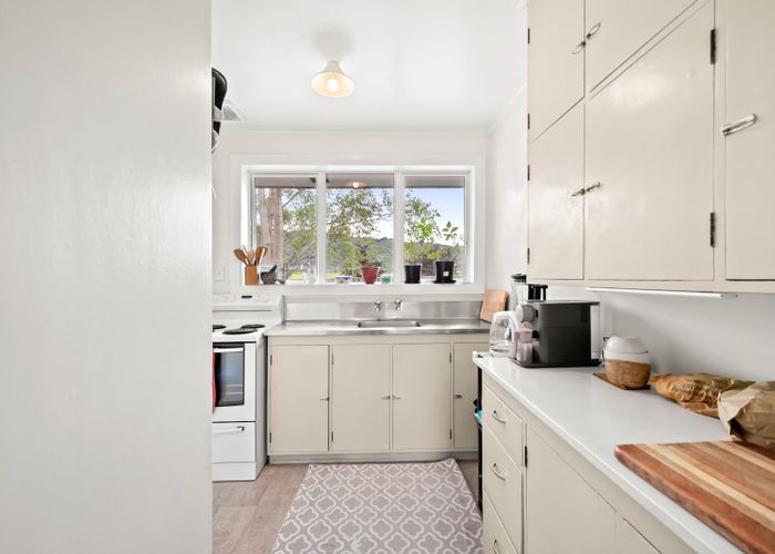  at Flat 1 & Flat 2/1123 Fergusson Drive, Clouston Park, Upper Hutt, Wellington