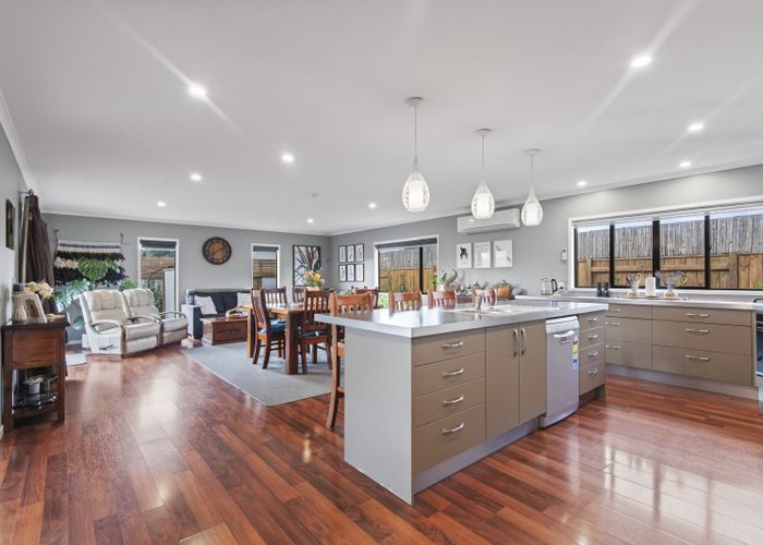  at 9 Walnut Grove, Kelvin Grove, Palmerston North, Manawatu / Whanganui