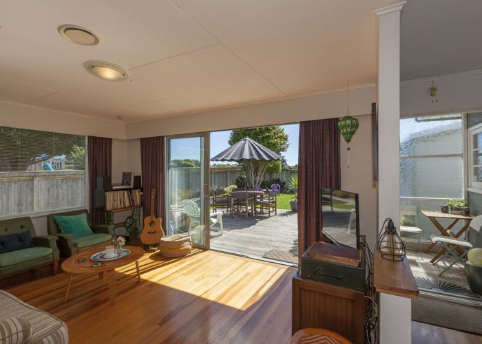  at 9 Huia Road, Raumati Beach, Paraparaumu
