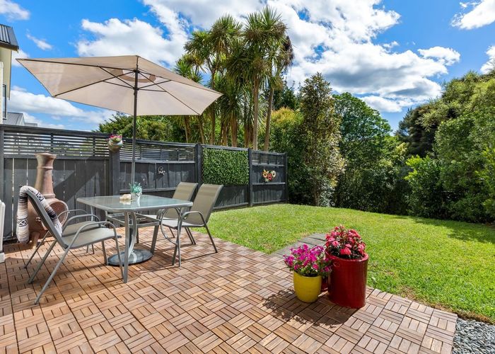 at 15/11 The Avenue, Albany, North Shore City, Auckland