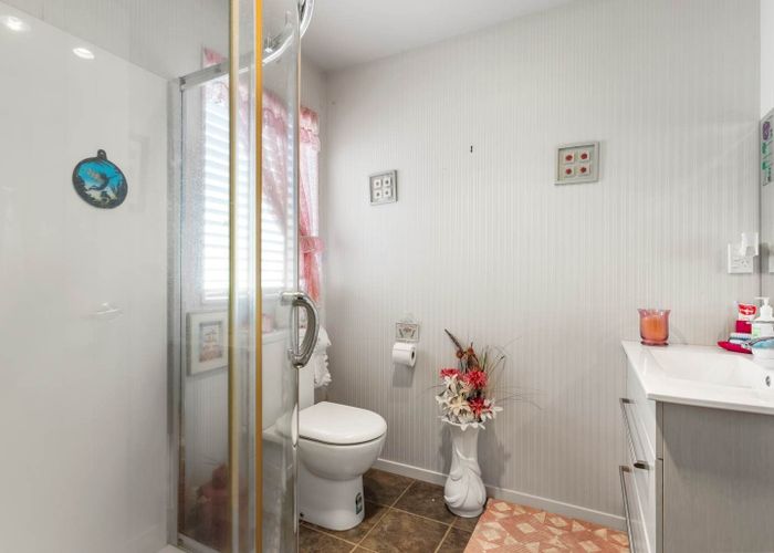  at 2A/42 Deep Creek Road, Torbay, North Shore City, Auckland