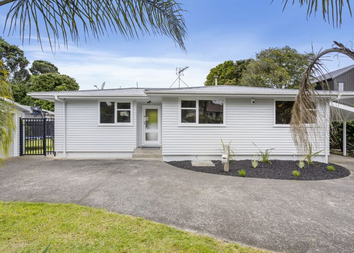  at 44 Line Road, Glen Innes, Auckland
