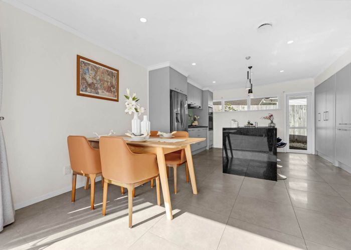  at 11 Pine Terrace, Howick, Manukau City, Auckland