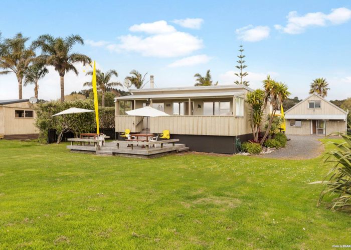  at 306 Big Bay Road, Manukau Heads, Āwhitu