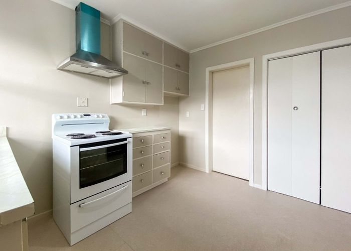  at 2/3a Camp Street, Trentham, Upper Hutt, Wellington