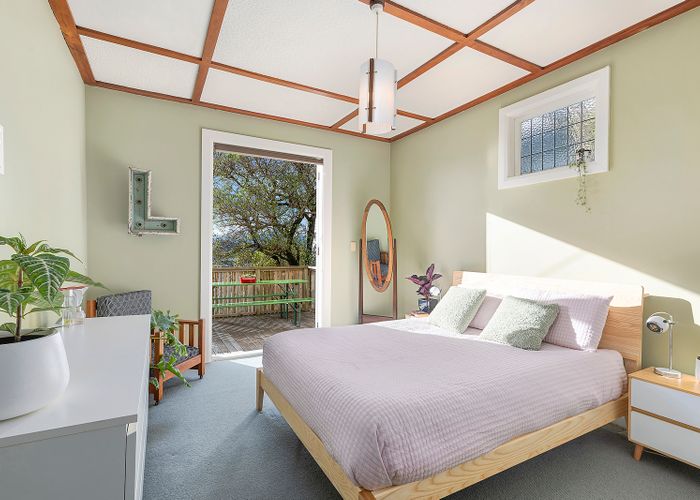  at 140 Sutherland Road, Melrose, Wellington