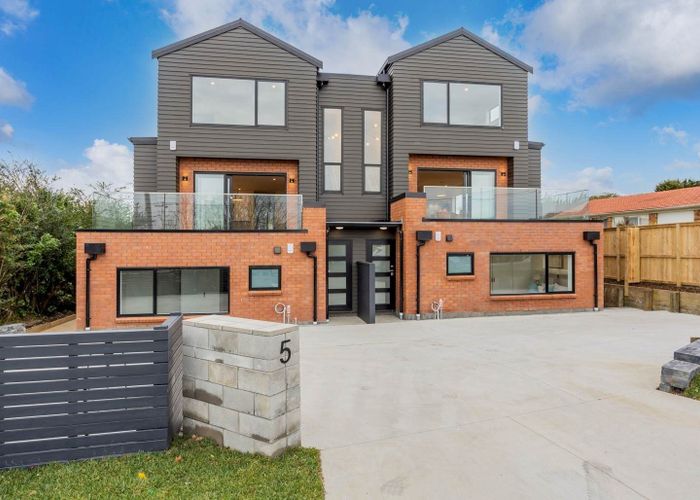  at 4/5 Marsh Avenue, Forrest Hill, North Shore City, Auckland