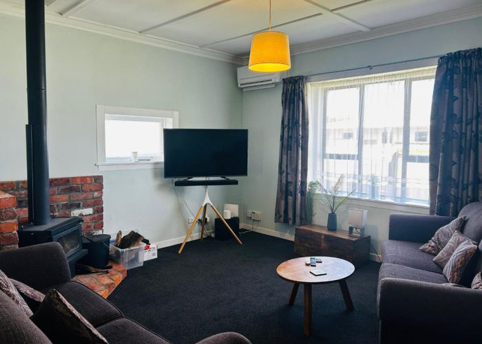  at 2 Moore Avenue, Tawhero, Whanganui, Manawatu / Whanganui