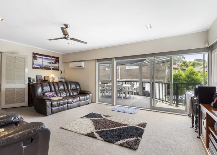  at 12 Tanglewood Place, Cockle Bay, Auckland