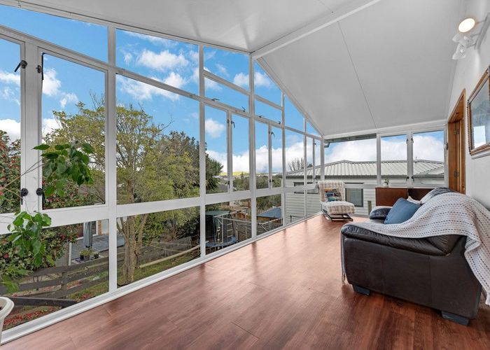  at 1/33 Rotoiti Avenue, Pakuranga Heights, Manukau City, Auckland
