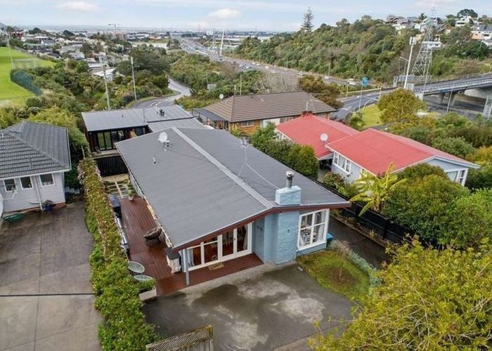 at 3 Bel Air Drive, Hillsborough, Auckland City, Auckland