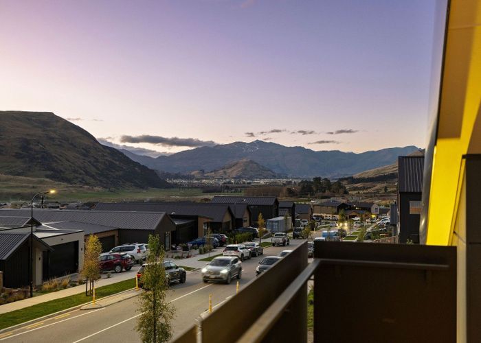  at 90 Spur Ridge Rise, Hanley's Farm, Jacks Point, Queenstown-Lakes, Otago